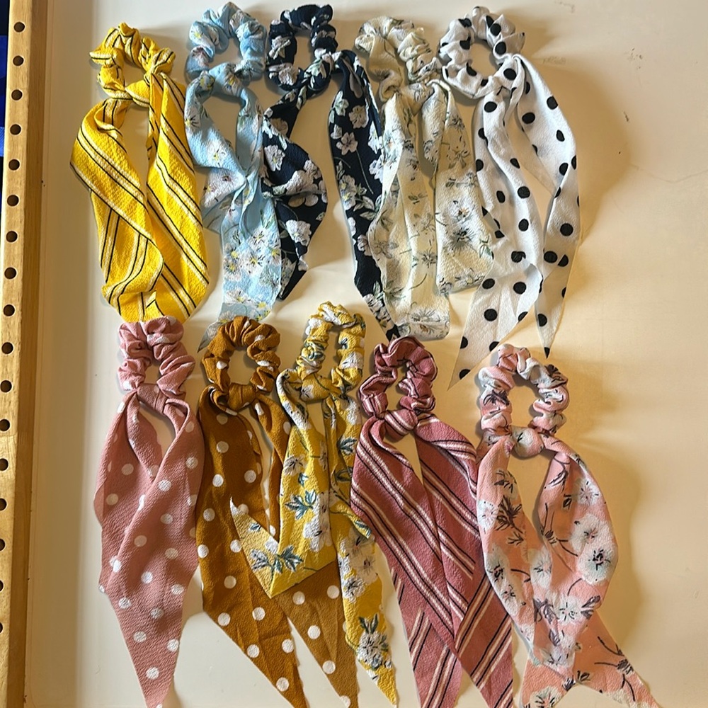 Bundle 10 Hair Ties “bandana-like”